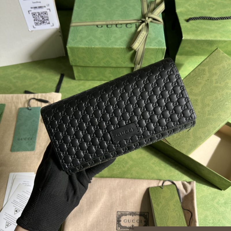 G*u*i wallets & purse